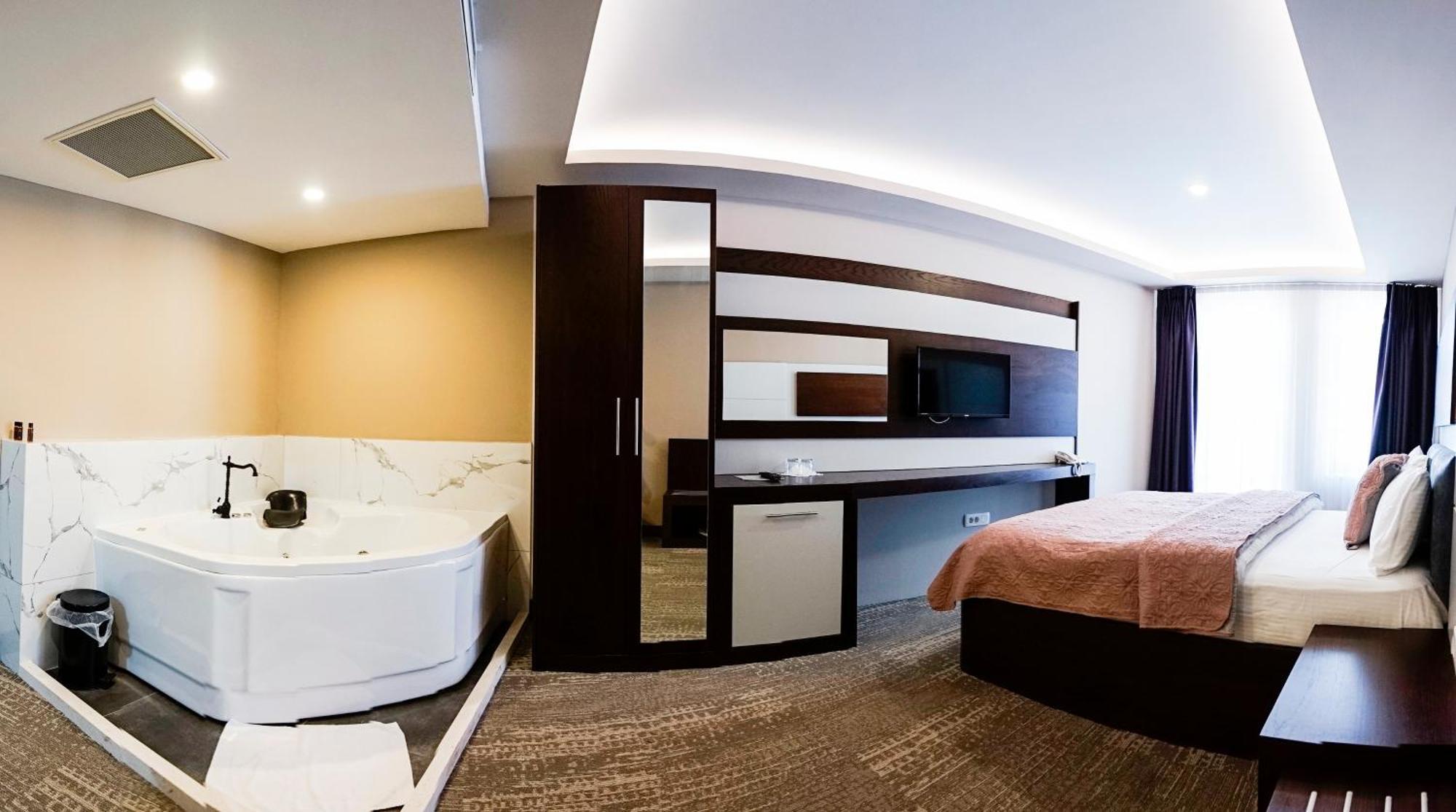 Hotel Prizreni Bagian luar foto