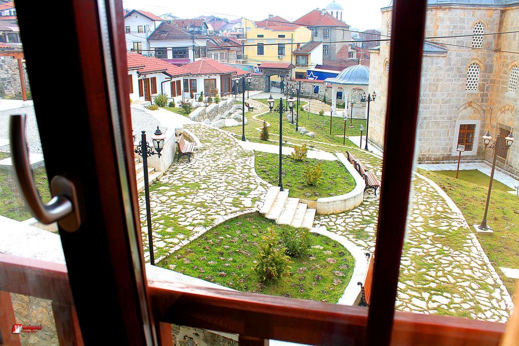 Hotel Prizreni Bagian luar foto